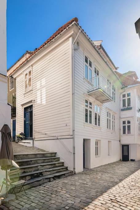 Dinbnb Apartments I Luxury Feel 100M From Bryggen Μπέργκεν Εξωτερικό φωτογραφία