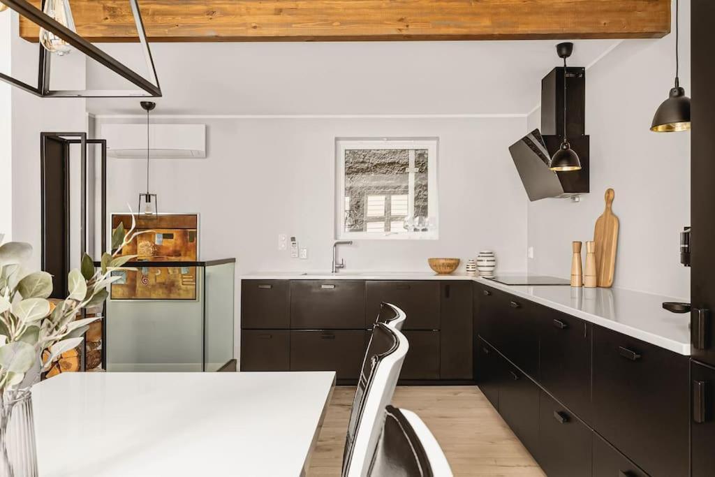Dinbnb Apartments I Luxury Feel 100M From Bryggen Μπέργκεν Εξωτερικό φωτογραφία